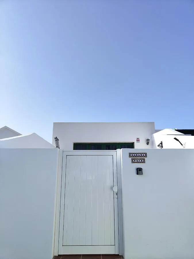 Private Apartment In A Great Location In Playa Blanca With Shared Pool Playa Blanca (Lanzarote)