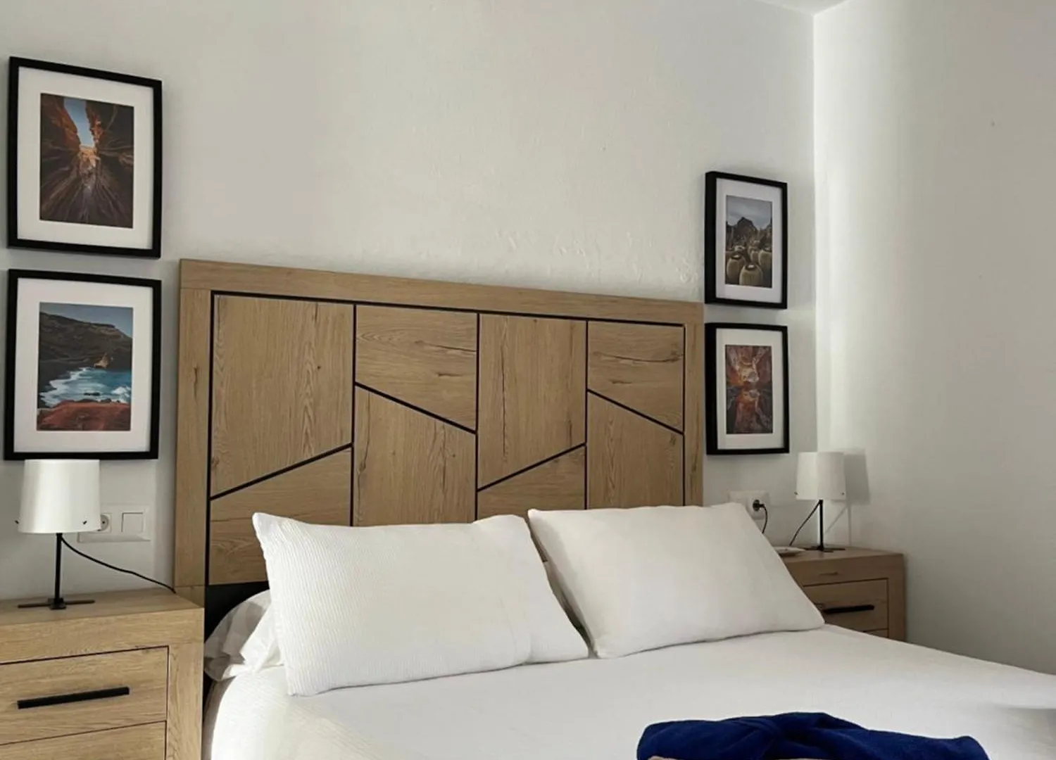 Private Apartment In A Great Location In Playa Blanca With Shared Pool contacts